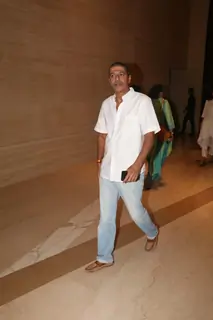 Chunky Pandey at Vikram Phadnis mother's prayer meet
