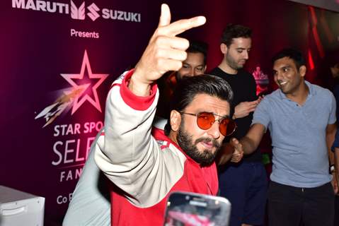Ranveer Singh surprises fans with his appearance at an event