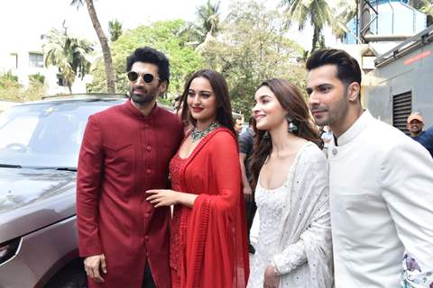 The cast of Kalank at teaser launch!