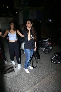 Bollywood celes attend Karishma Kapoor son's birthday party!