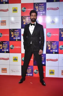 Vicky Kaushal at Zee Cine Awards!