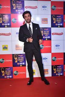 Ranbir Kapoor papped at Zee Cine Awards!