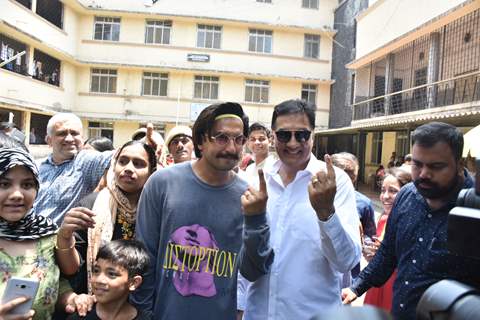 Ranveer Singh poses for a picture with his father