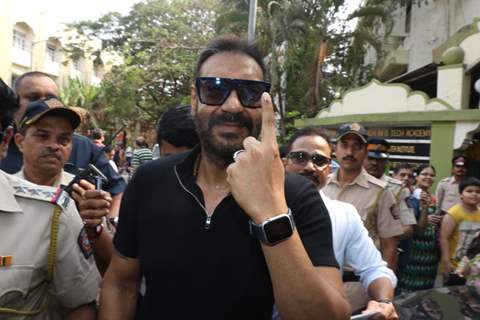 Ajay Devgan casts his vote!