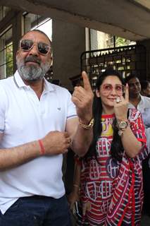 Sanjay Dutt with wife Manyata Dutta at polling booth!