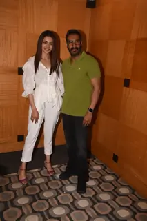 Rakul Preet Singh and Ajay Devgn snapped at the special screening of De De Pyar De