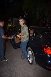 Imtiaz Ali snapped after the wrap up of day's schedule for Love Aaj Kal 2! 