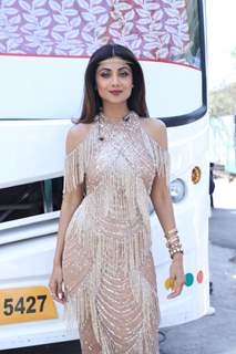 Bollywood diva Shilpa Shetty behind the sets of Super Dancer