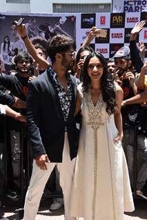 Shahid Kapoor snapped with the Kiara Advani at the promotions of Kabir Singh