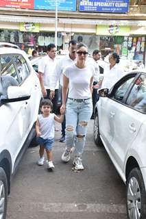 Taimur Ali Khan Pataudi with mommy Kareena Kapoor Khan spotted around the town