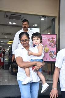 Taimur Ali Khan Pataudi spotted around the town