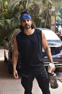 Gurmeet Choudhary spotted around the town!