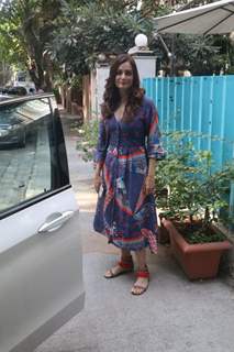 Dia Mirza spotted around the town!