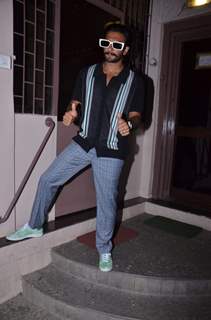 Ranveer Singh spotted around the town!