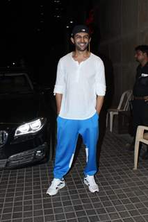 Kartik Aaryan snapped at the special screening of India's Most Wanted