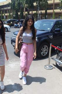 Anjini Dhawan snapped around the town!