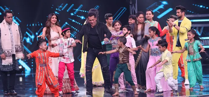 Salman Khan dances with the contestant on the sets of Super Dancer 3