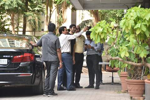 Kartik Aaryan was snapped outside Aanand L. Rai’s office