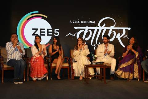 Dia Mirza and Mohit Raina snapped with the cast at the press conference of Kafir