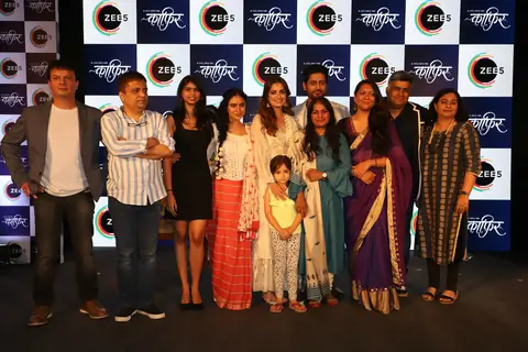 Dia Mirza and Mohit Raina snapped with the cast at the press conference of Kafir