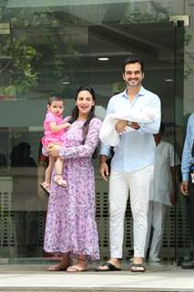 Esha Deol and Bharat Takhtani spotted with their daughters outside the hospital