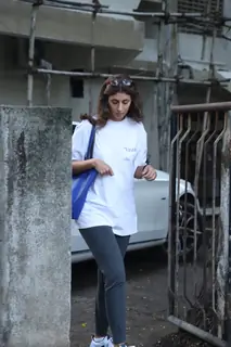 Shweta Bachchan Nanda spotted around the town!