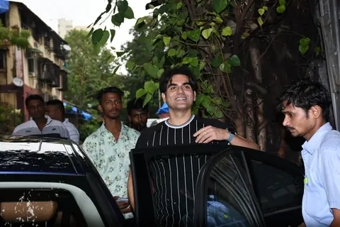 Bollywood celebrities spotted around the town!