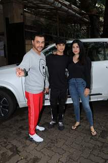 Sanjay Kapoor snapped with his son Jahaan Kapoor and wife Maheep Sandhu