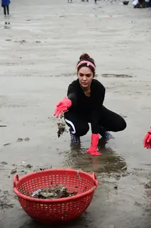 Celebrities spotted around the town!