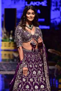 Pooja Hegde walks the ramp at Lakme Fashion Week!