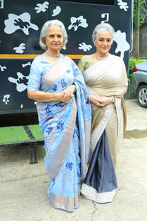 Waheeda Rehman and Asha Parekh on the sets of DID
