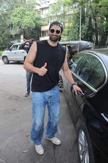 Aditya Roy Kapur spotted around the town!