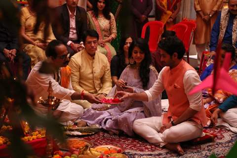 Yogi (Mudit Nayar) and Gunjan (Simran Pareenja) roka ceremony