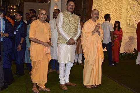Bollywood celebrities visit Ambanis for Ganesh Utsav celebrations 2019! 