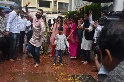Shilpa Shetty snapped at Ganesh Visarjan!