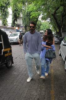 Arjun Rampal and Gabriella Demetriades snapped at Bandra!