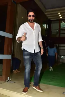 Bollywood celebrities snapped around the town!