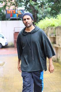 Kartik Aaryan snapped around the town!