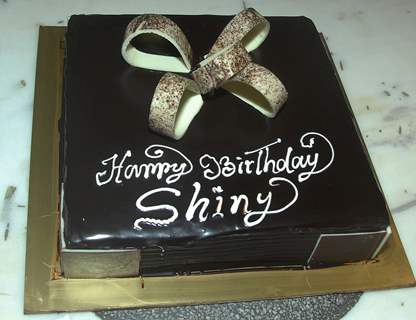 Birthday Cake of Shiny doshi