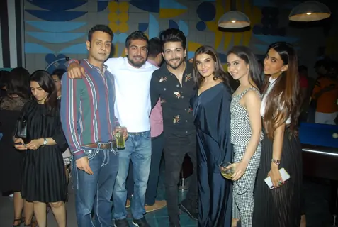 Dheeraj Dhoopar, Vinny Arora, Pranitaa pandit and shiny doshi