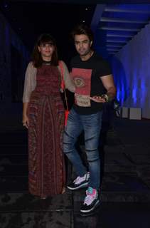 Manish Paul snapped with wife!