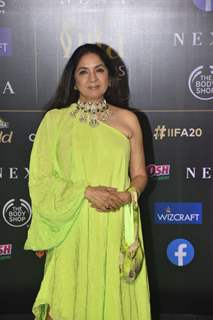 Bollywood celebrities walk the Green Carpet at IIFA awards 2019! 