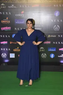 Bollywood celebrities walk the Green Carpet at IIFA awards 2019! 