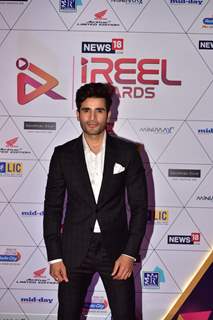 Celebrities walk the red carpet at iReel Awards 2019!