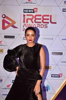 Celebrities walk the red carpet at iReel Awards 2019!