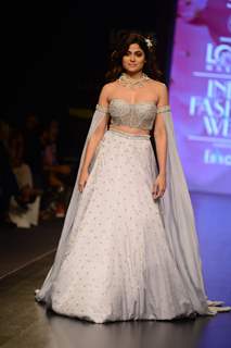 Bollywood Celebrities walk the ramp at Lotus Makeup India Fashion Week!