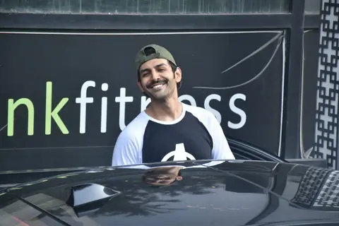 Kartik Aaryan snapped around the town!