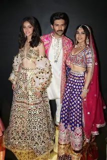 Kartik, Bhumi and Ananya walk the ramp as showstoppers for Abu Jani and Sandeep Khosla!
