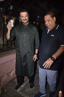 Bollywood celebrities celebrate Karva Chauth at Anil Kapoor house!