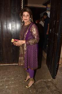 Bollywood celebrities celebrate Karva Chauth at Anil Kapoor house!